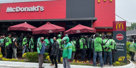 Timbulkan Kerumunan, Gerai McDonald's di Medan Terancam Disegel