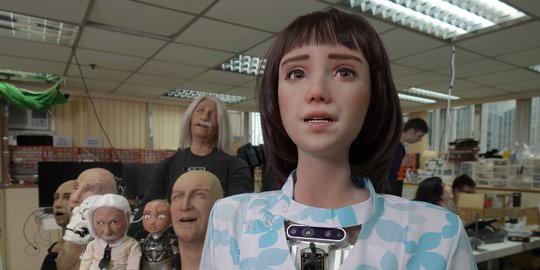 Mengenal Grace, Robot Cantik untuk Rawat Pasien Covid-19