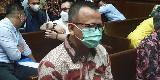 Jaksa Sebut Pedangdut Betty Elista Dapat Saweran Rp66 Juta dari Edhy Prabowo