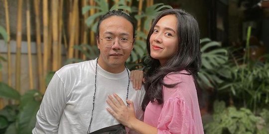Belasan Tahun Menikah dan Belum Dikaruniai Anak, 4 Pasangan Ini Tetap Romantis