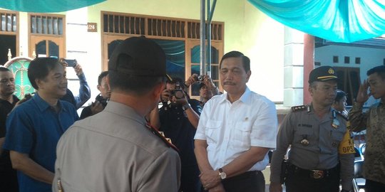 kita akan buldoser yang halangi pembangunan ekosistem logistik nasional