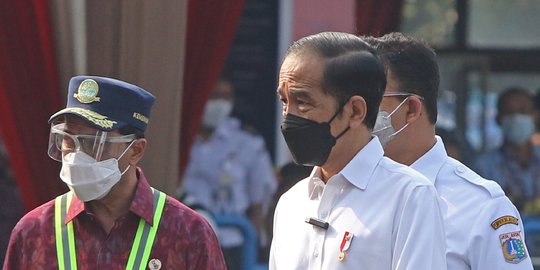 Sopir Kontainer Mengeluh Soal Premanisme dan Pungli, Jokowi Langsung Telepon Kapolri