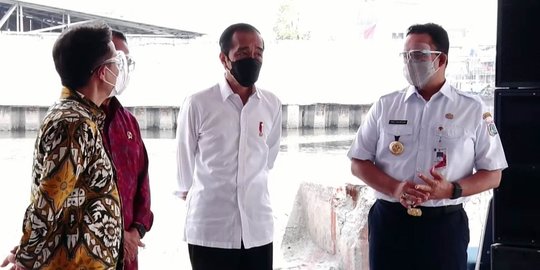 Tanggapan Istana soal Kerumunan di Tanjung Priok usai Jokowi Tinjau Vaksinasi