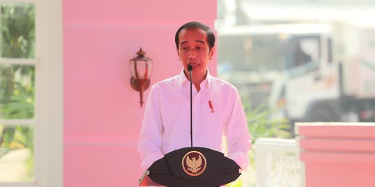 Jokowi Minta Kapolri Berantas Pungli dan Premanisme terhadap Sopir Kontainer