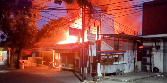 Tiga Kios di Cipayung Terbakar, Diduga Dipicu Korsleting