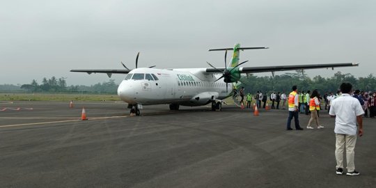 Jokowi Tinjau Bandara Jenderal Soedirman: Bagus, Meski Terminalnya Belum Selesai