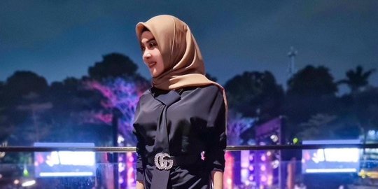 Kini Tampil Berhijab, Syahrini Ungkap Keinginannya saat Mengubah Penampilan