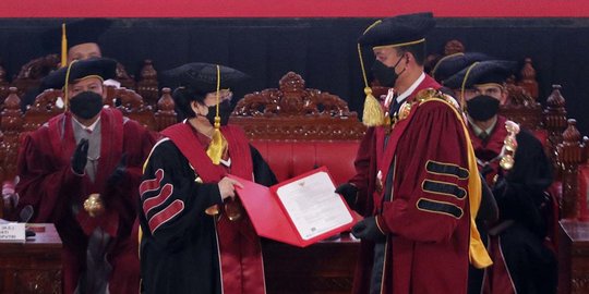 Pengukuhan Megawati Soekarnoputri Jadi Profesor Kehormatan Unhan