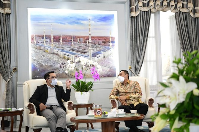 gubernur jawa barat ridwan kamil bertemu dengan bupati ende djafar achmad