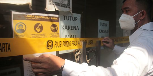 Pemprov DKI Segel Rumah Mewah Langgar IMB di Menteng