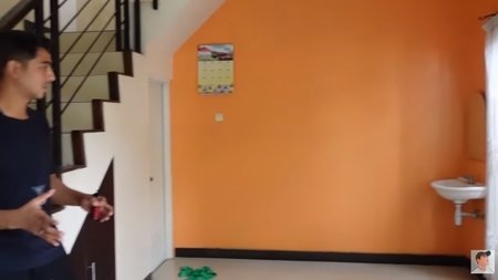 intip rumah baru arya saloka yang akan direnovasi bergaya amerika mewah dua lantai