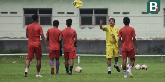 Bentrok di Piala Wali Kota Solo, Pelatih Arema Bicara Skuad Persib dan Robert Alberts