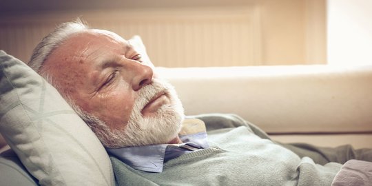 Dokter Sebut Alasan Mengapa Lansia Tidur Lebih Sedikit Dibanding Usia Lain
