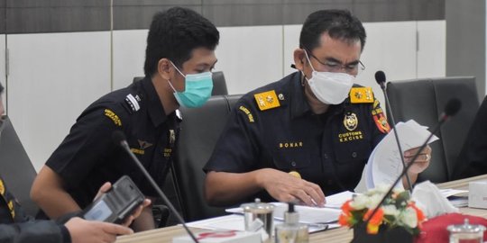 Dorong Kinerja Industri Dalam Negeri, Bea Cukai Tambah Izin Fasilitas Ke 2 Perusahaan - Vimarsana News