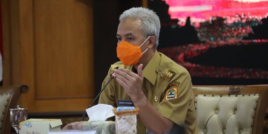 Kelakar Ganjar Pranowo Disinggung Kemungkinan 'Pindah' dari PDIP