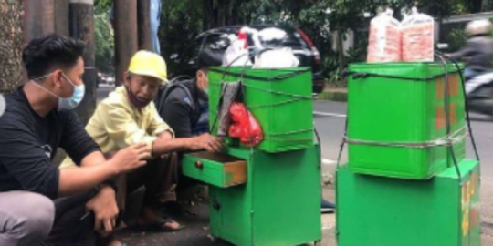 Wajah Pilu Kakek Renta Penjual Makanan Keliling, Dirampok Pria Ngaku Polisi