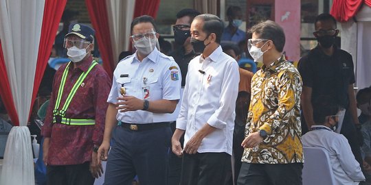 Panggil Forkopimda DKI, Jokowi Minta Kasus Covid-19 Ditekan & Mempercepat Vaksinasi