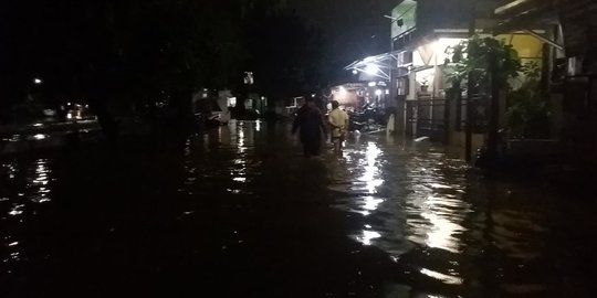 Bekasi Dikepung Banjir Malam Ini, Berikut Titik Lokasinya