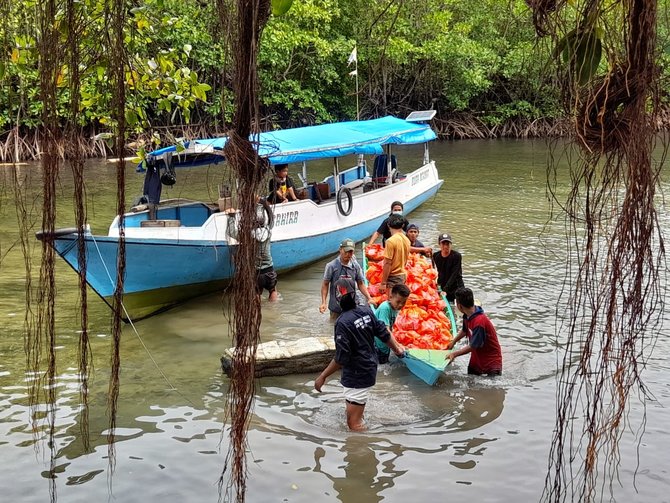 army indonesia kumpulkan donasi rp600 juta