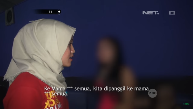 ikuti jejak ibu jadi teman karaoke pria tiap malam