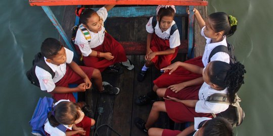 Melihat Lebih Dekat Sekolah di Kampung Nelayan Belawan