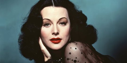 Hedy Lamarr, Bintang Hollywood & Penemu yang Pantenkan Teknologi Cikal Bakal WiFi