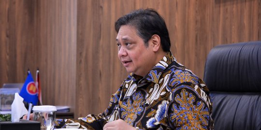 Menko Airlangga: UU Cipta Kerja Tak Bertentangan dengan UUD 1945