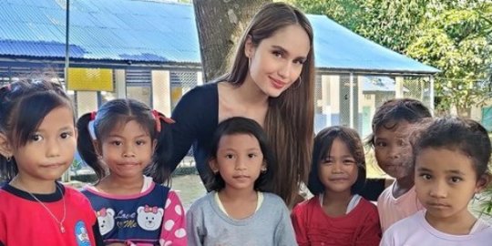 Dikenal Peduli Pendidikan, Cinta Laura Keluhkan Nasib Pelajar selama Sekolah Online