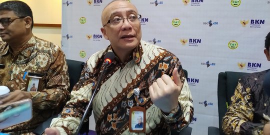 Feri Amsari Sindir Kepala BKN Sebut Hasil TWK Rahasia Negara: Alasan yang Dicari-cari