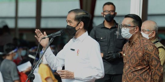 Presiden Jokowi Pilih Ekonomi atau Kesehatan di Tengah Lonjakan Covid?