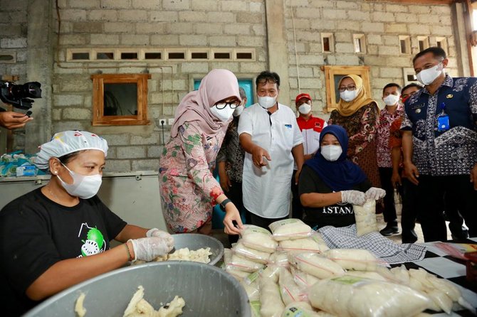 frozen fruit banyuwangi sukses tembus pasar jakarta hingga mataram