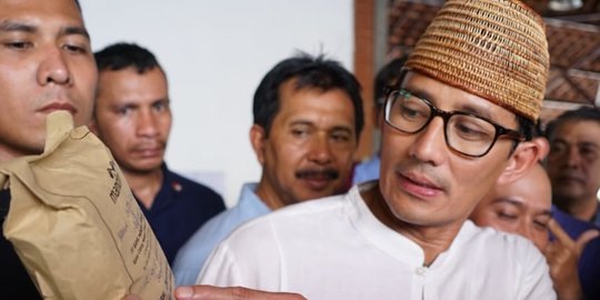 Pemerintah Siapkan Program Wisata Bervaksin di Indonesia