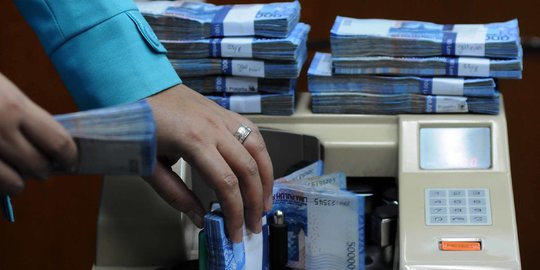 Kasus Positif Covid-19 Melonjak, Rupiah Melemah ke Rp14.443 per USD