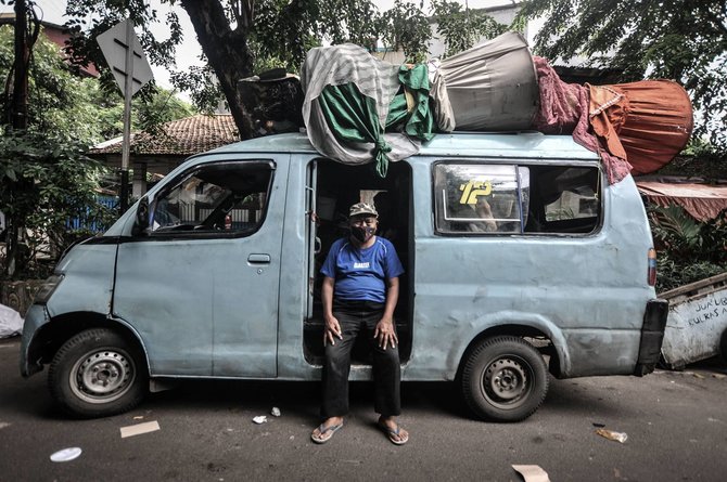 angkot ondel ondel ibu kota