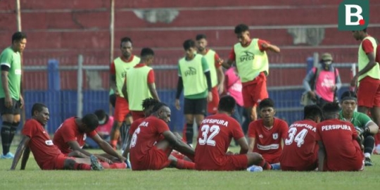 Regulasi Protokol Kesehatan COVID-19 Membuat Pelatih Persipura Ragu Piala FC Digelar Sesuai Jadwal - Vimarsana News