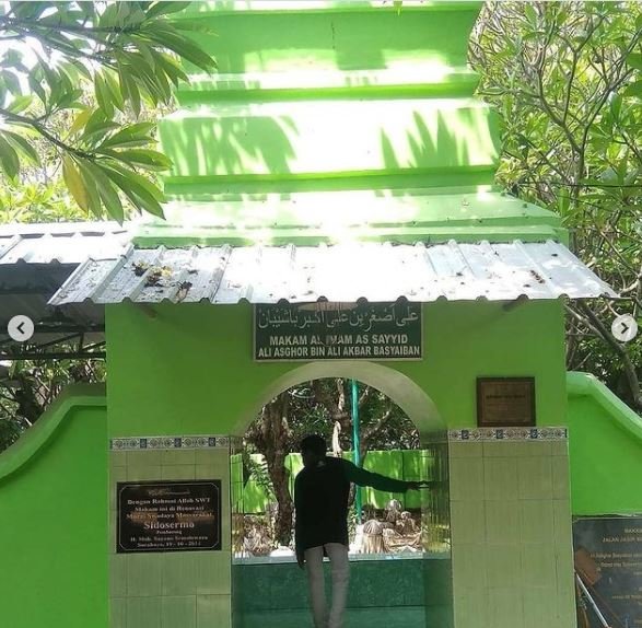 kampung santri surabaya