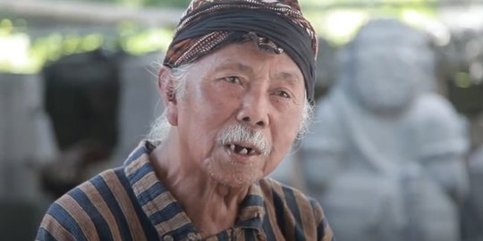 Mengenal Doelkamid Djayaprana, Maestro Pahat Batu Indonesia Asal Magelang