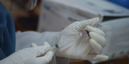 Vaksinasi Massal Digelar di 2.100 Titik Seluruh Indonesia