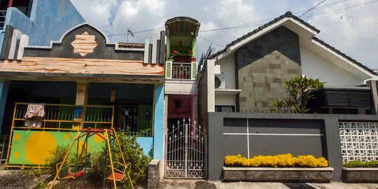 Menyusuri Rumah Lebar 1 Meter di Solo, Unik Banget