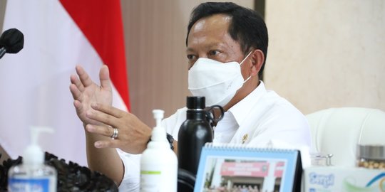 Kemendagri Instruksikan Kepala Daerah Kirim Laporan PPKM Mikro per Satu Pekan