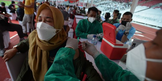 Mengejar Target Sejuta Vaksinasi Sehari