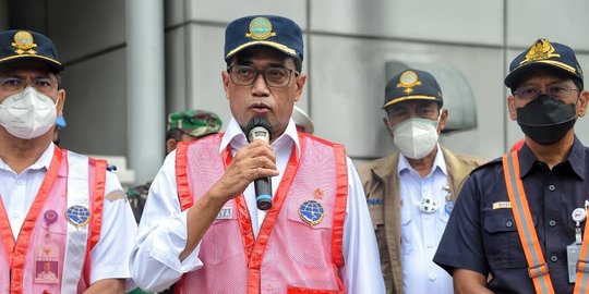 Pandemi Covid-19 Belum Berakhir, Budi Karya Ajak Pegawai Kemenhub Terus Ikhtiar - Vimarsana News