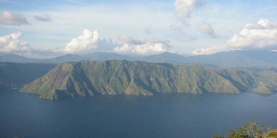 Cerita Gunung Toba yang Letusannya Pernah Susutkan Populasi Dunia