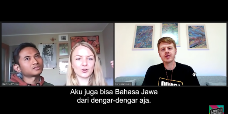Tak Disangka Bule Cantik Ini Ternyata Jago Bahasa Jawa Logatnya Medok Banget Merdeka Com