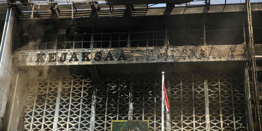 Sidang Pembacaan Putusan Kasus Kebakaran Gedung Kejagung Ditunda