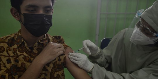 Kadinkes DKI: Vaksinasi Terhadap Anak Hampir Sama dengan Orang Dewasa