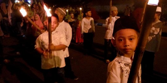 Bacaan Takbir Pendek dan Panjang di Hari Raya beserta Hukum Membacanya