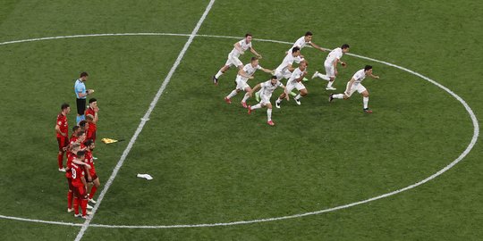 Spanyol Singkirkan Swiss Lewat Adu Penalti