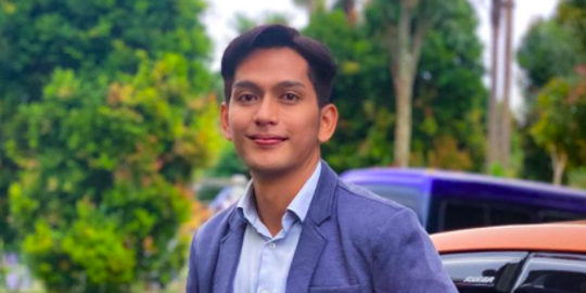 4 Potret Ilyas Bachtiar, Pemain Kisah Nyata Spesial yang Curi Perhatian