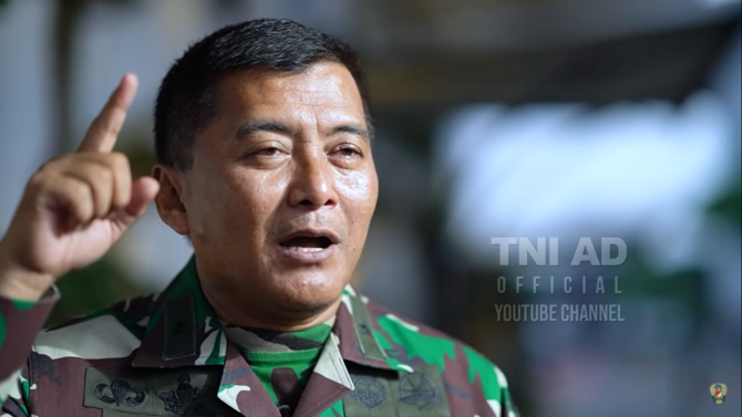 kolonel tni pecah bintang saat menyendiri di gunung